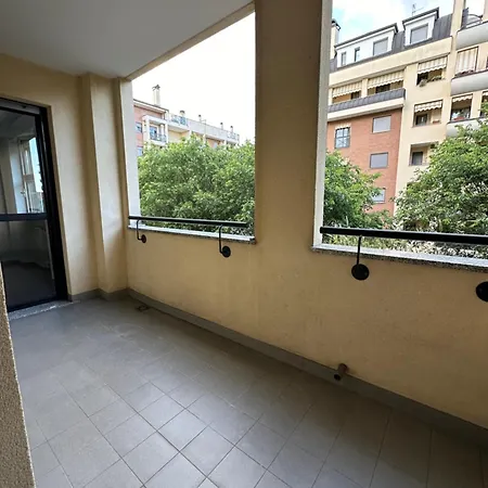 Cozy Suite With Terrace Castellanza Exterior photo